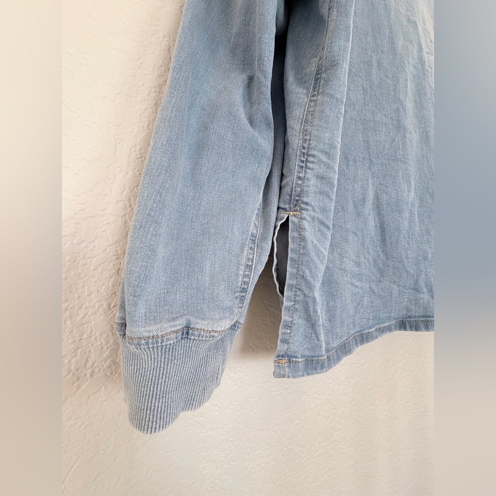 Universal Thread Denim Button-Down Shirt - image 7